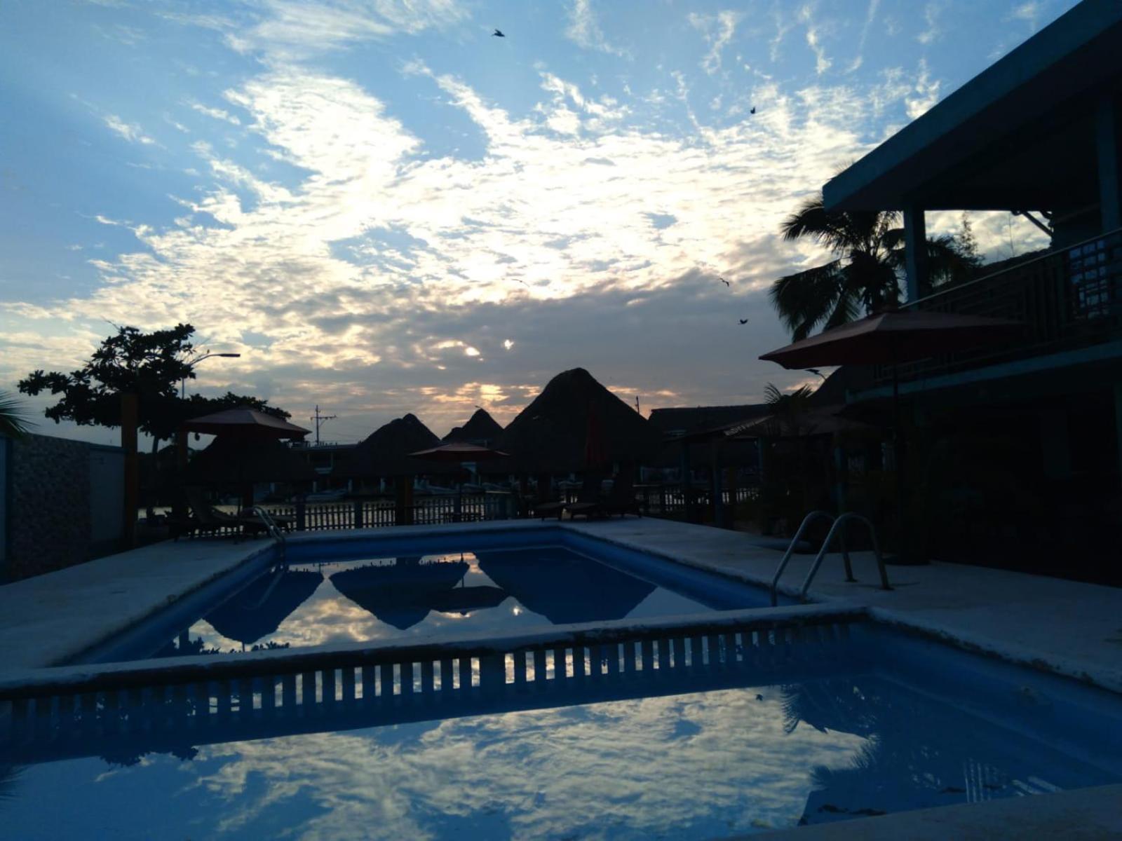 Hotel La Cueva Del Pirata Casitas Exteriér fotografie